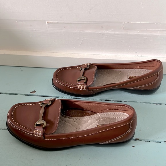 Loafer Size 6W Horse-bite Buckle Leather Upper Thom McAn - Picture 3 of 13